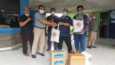 PT. Indocement Peduli Berikan Bantuan Vitamin dan Susu Ke PWI Kabupaten Bogor