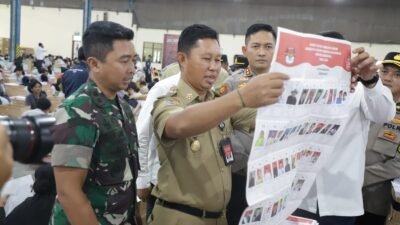 Kapolres Bogor Pastikan Pengawalan Maksimal Pendistribusian Surat Suara  Pemilu 2024